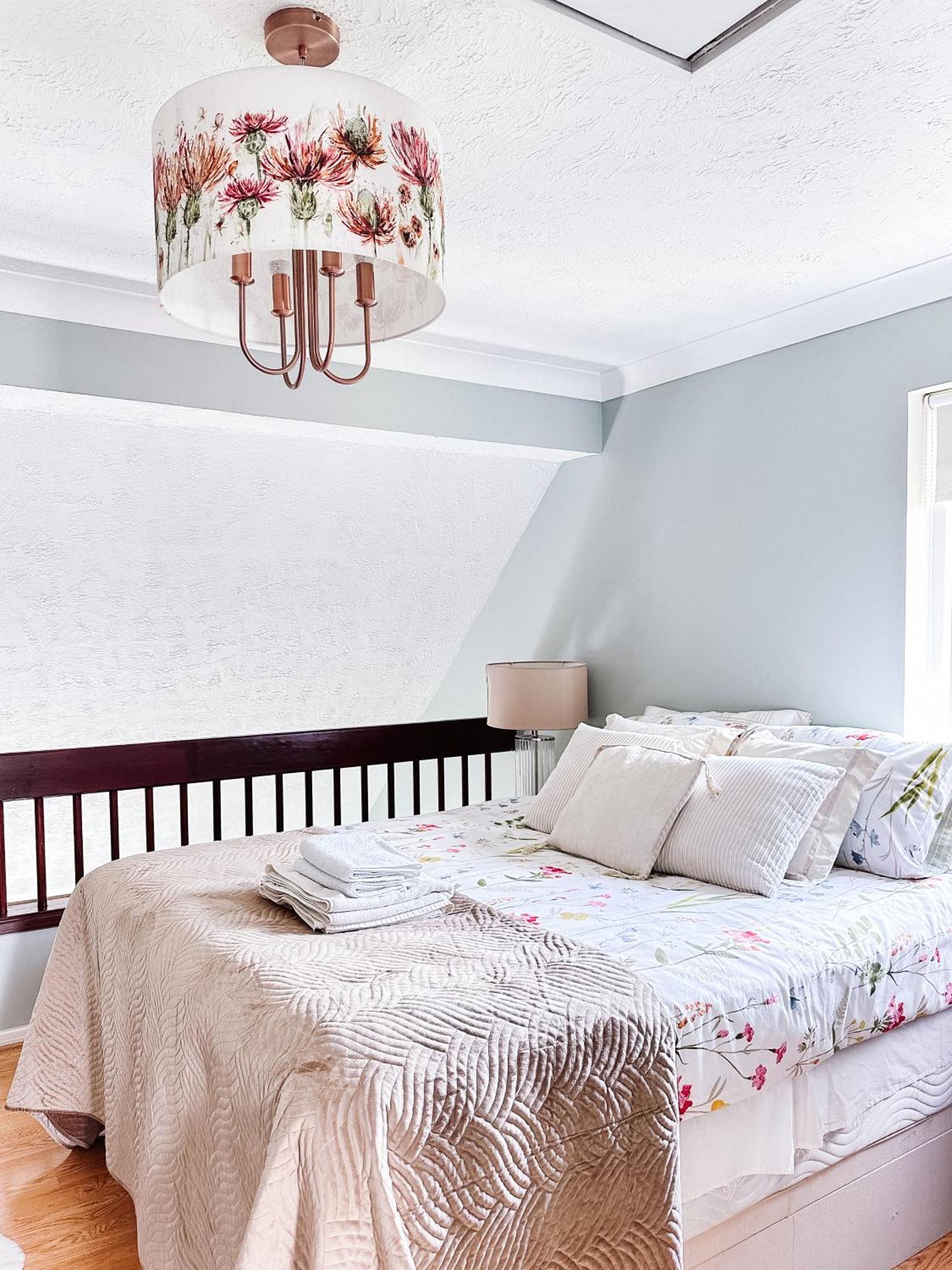 Beautiful Apartment In Guildford With Parking Send Экстерьер фото