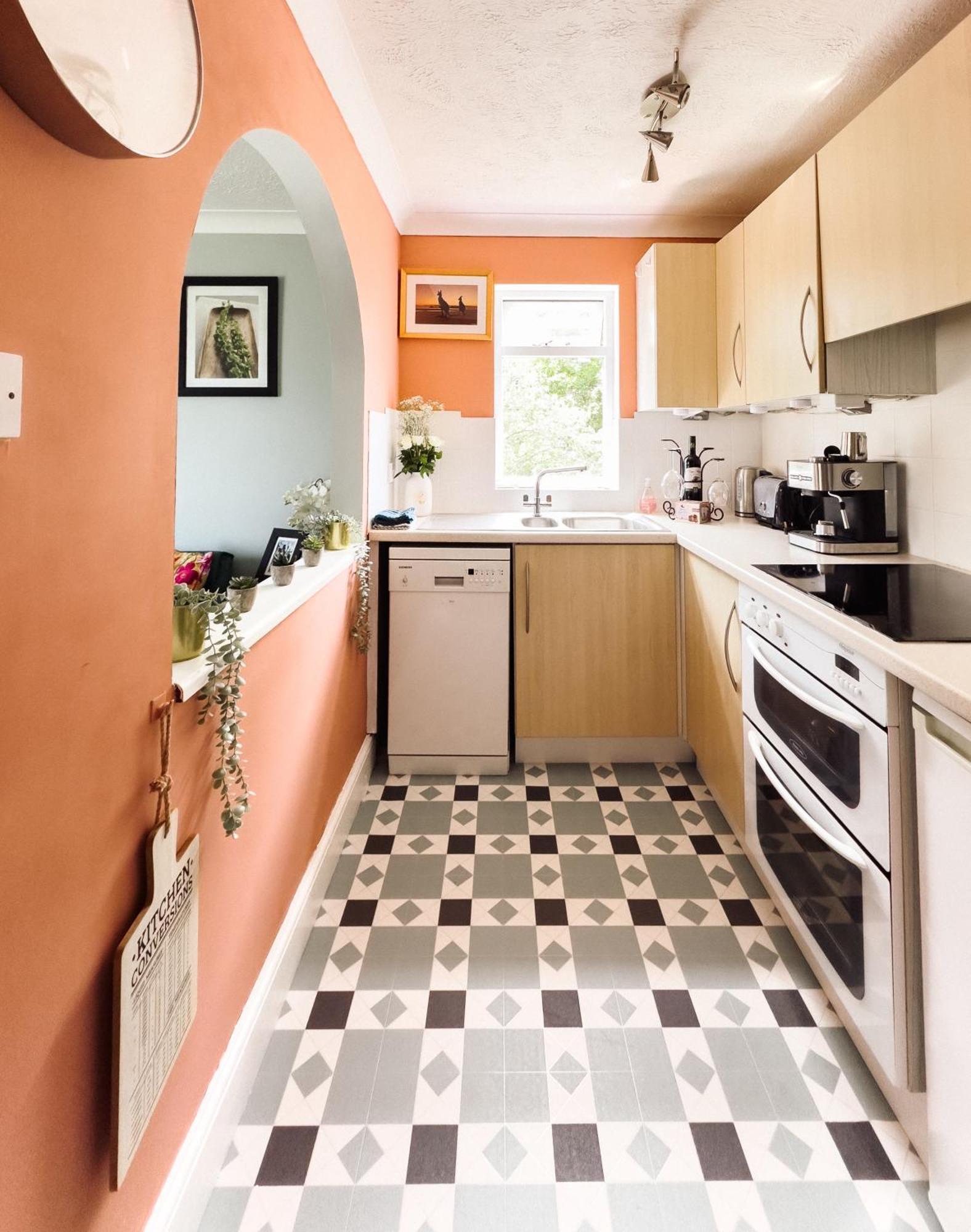 Beautiful Apartment In Guildford With Parking Send Экстерьер фото